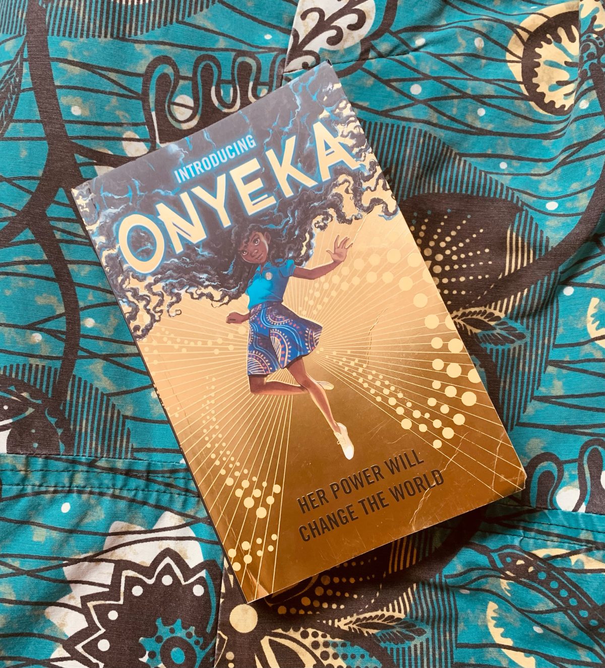 Onyeka and the Academy of the Sun by Tọlá Okogwu, reviewed by Mia